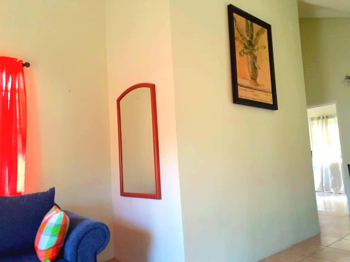 Juju'S Cottage With Magnificent Views Laborie ภายนอก รูปภาพ